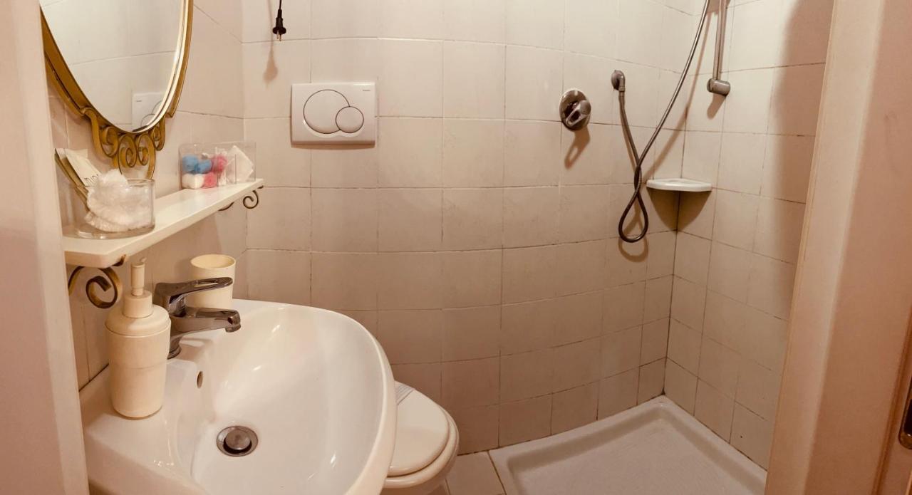 Bed&Breakfast Benedetta Cantagrillo Luaran gambar