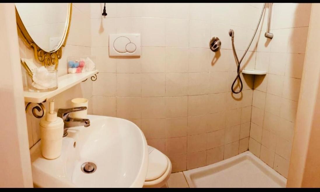Bed&Breakfast Benedetta Cantagrillo Luaran gambar